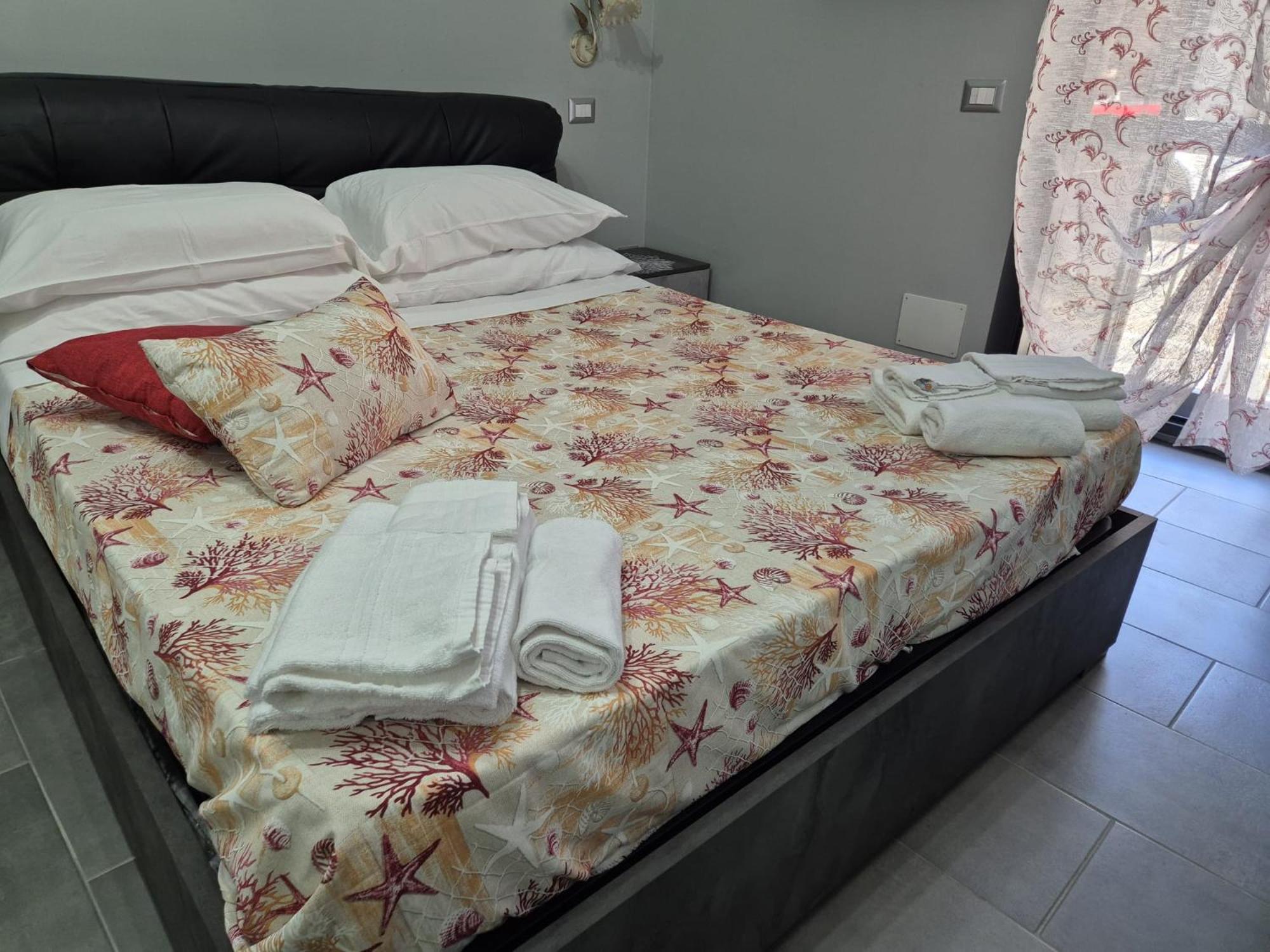 Queen'S Apartament Catánia Buitenkant foto